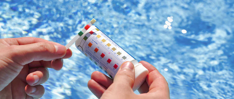 Le guide d’équilibrage du pH : Comment obtenir une eau de piscine cristalline